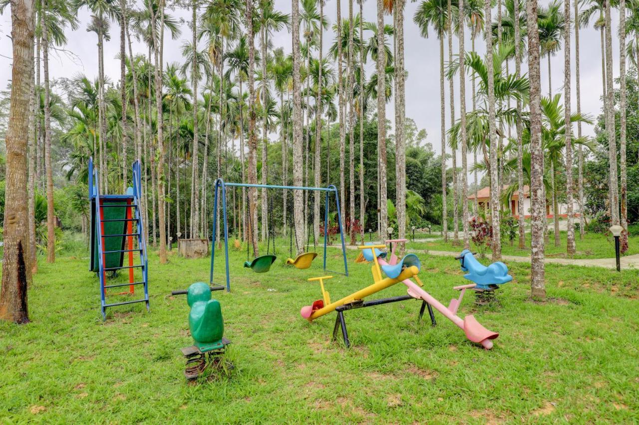 Ezzenza Areca Resort Madikeri Exterior photo